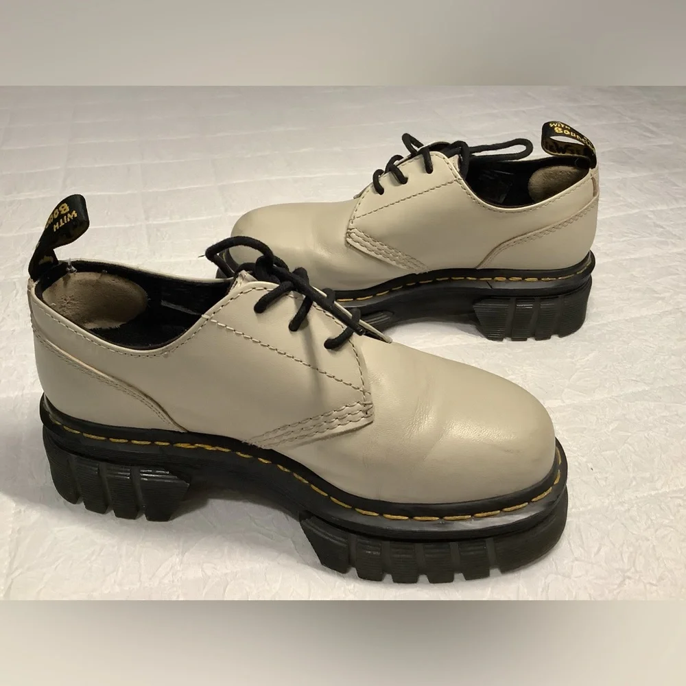 Dr. Martens Audrick 3 Eye Nappa Leather Platform Shoes Size 7